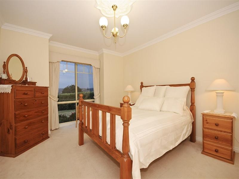 8 Noble Court, Lilydale VIC 3140