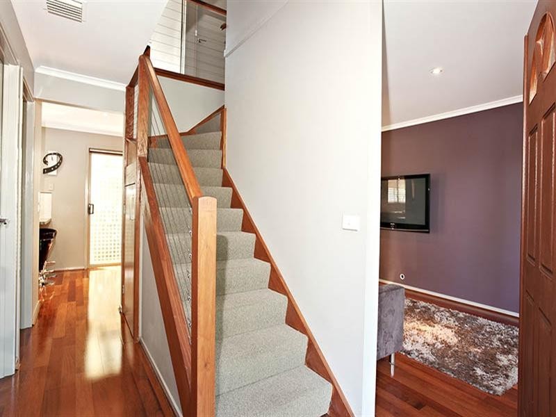 6 Woodridge Close, Montrose VIC 3765