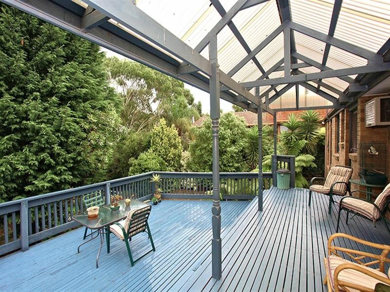 6 Patterdale Court, Croydon Hills VIC 3136