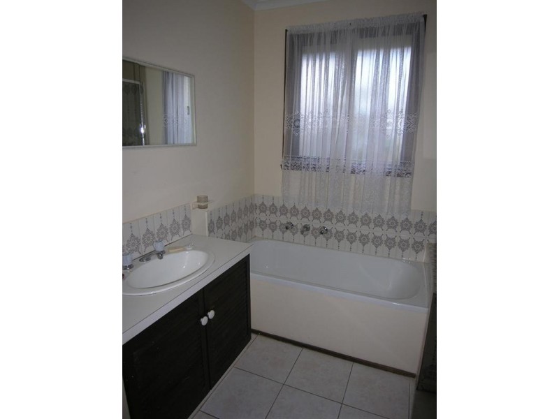 26 The Wallaby Run, Chirnside Park VIC 3116