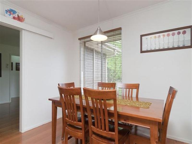 40 Croydondale Drive, Mooroolbark VIC 3138