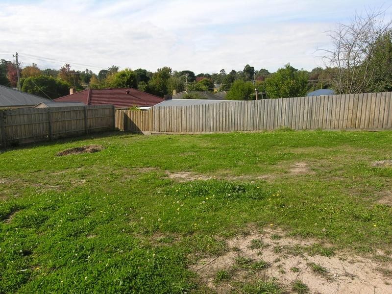 Lot 2/76 Cardigan Road, Mooroolbark VIC 3138