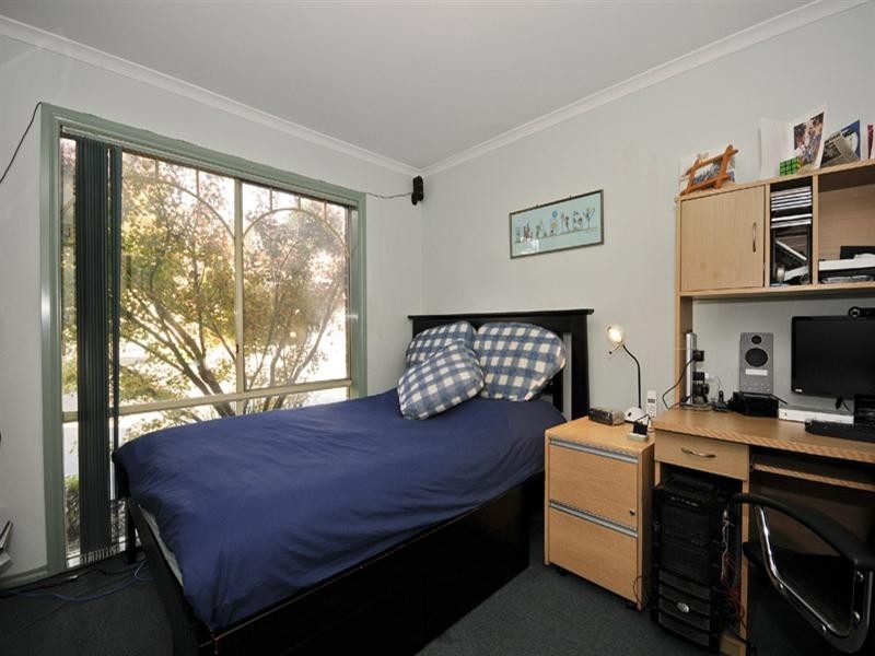 2/15 Cambridge Road, Mooroolbark VIC 3138