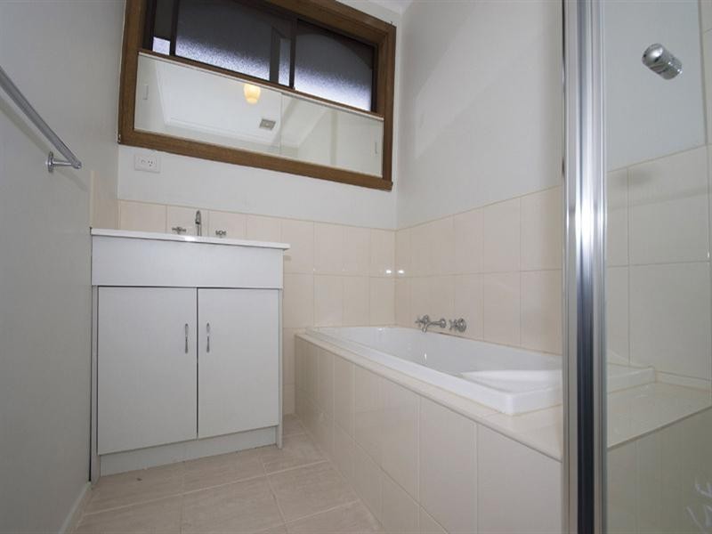 5 Kathy Court, Mooroolbark VIC 3138