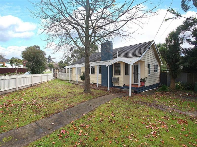 11 Beresford Road, Lilydale VIC 3140