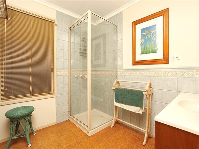 17 Anthony Drive, Chirnside Park VIC 3116