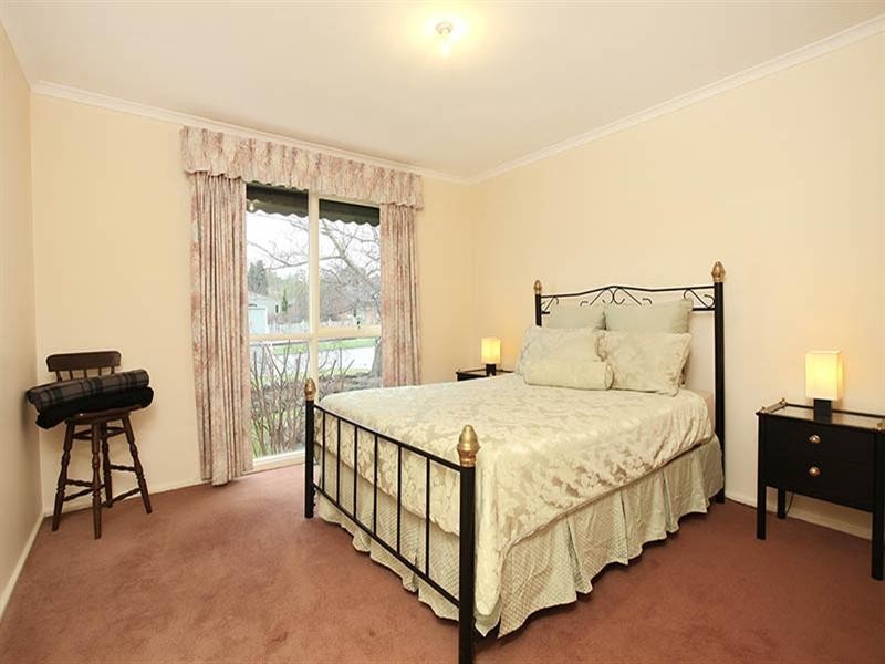 88 Cardigan Road, Mooroolbark VIC 3138