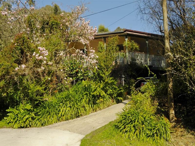 8 Kuyura Road, Mount Evelyn VIC 3796
