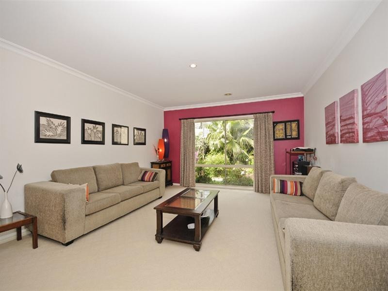 22 Valley Park Drive, Mooroolbark VIC 3138