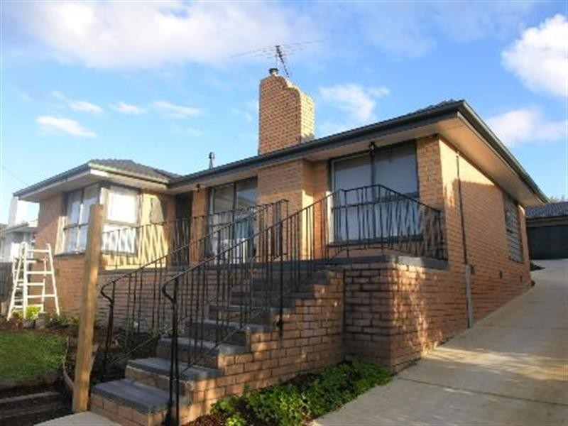 62 CARDIGAN Road, Mooroolbark VIC 3138