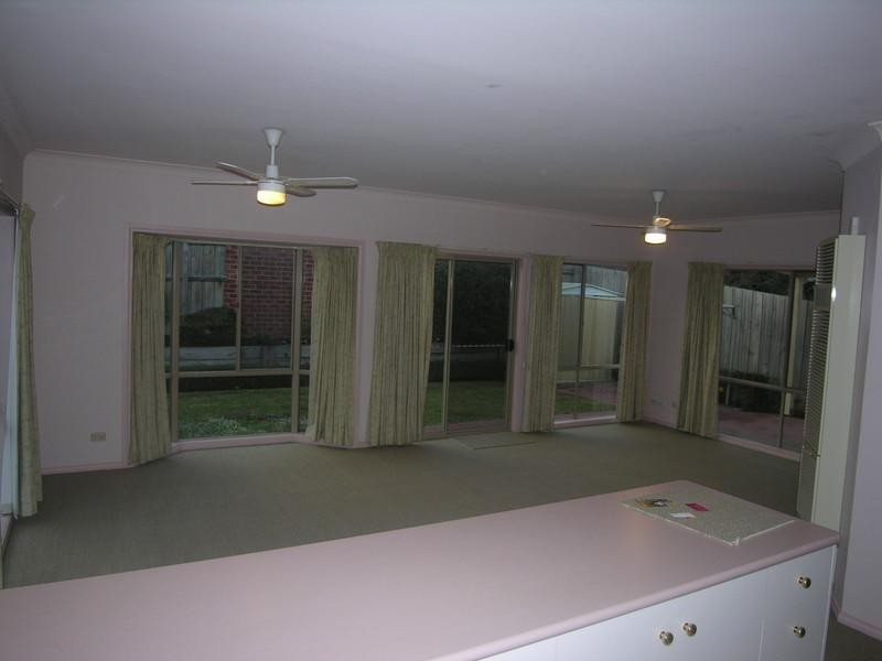 17 ROSEWOOD, Chirnside Park VIC 3116