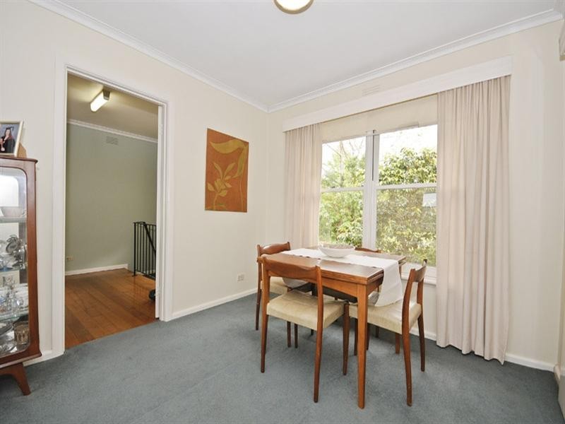 25 Mount View Parade, Mooroolbark VIC 3138