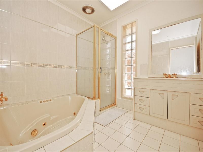 45 Anthony Drive, Chirnside Park VIC 3116