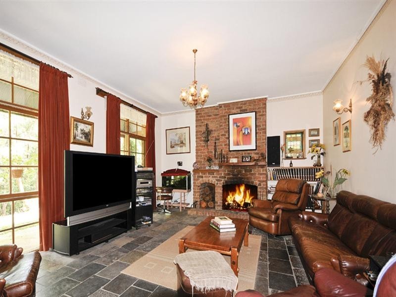 68 Stradbroke Road, Montrose VIC 3765