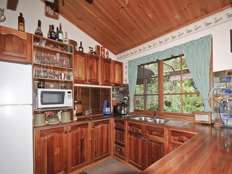 68 Stradbroke Road, Montrose VIC 3765