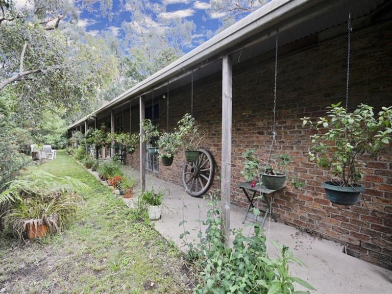 68 Stradbroke Road, Montrose VIC 3765