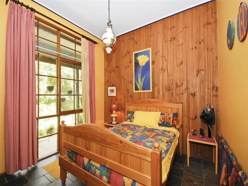 68 Stradbroke Road, Montrose VIC 3765