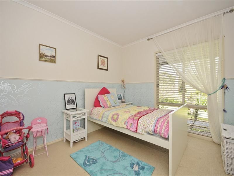 22 Valley Park Drive, Mooroolbark VIC 3138