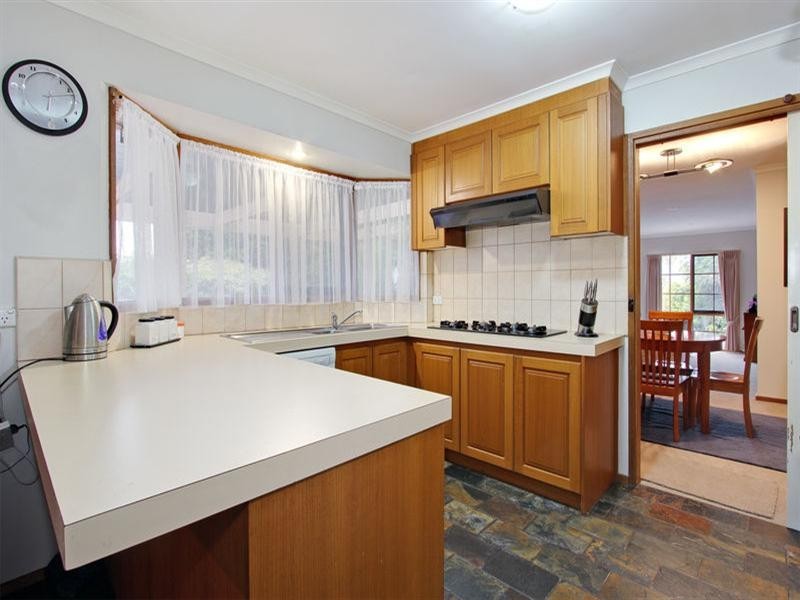 3 Dyson Court, Mooroolbark VIC 3138