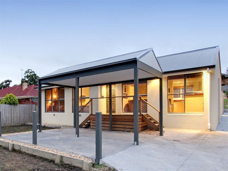 76 Cardigan Road, Mooroolbark VIC 3138