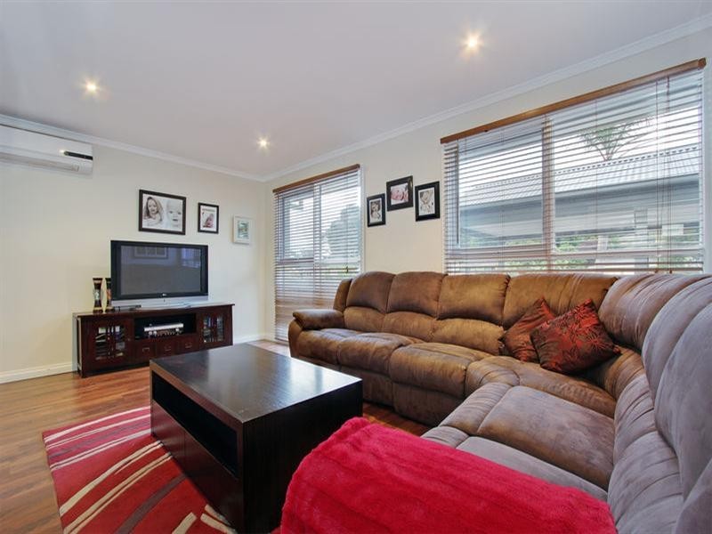 76 Cardigan Road, Mooroolbark VIC 3138