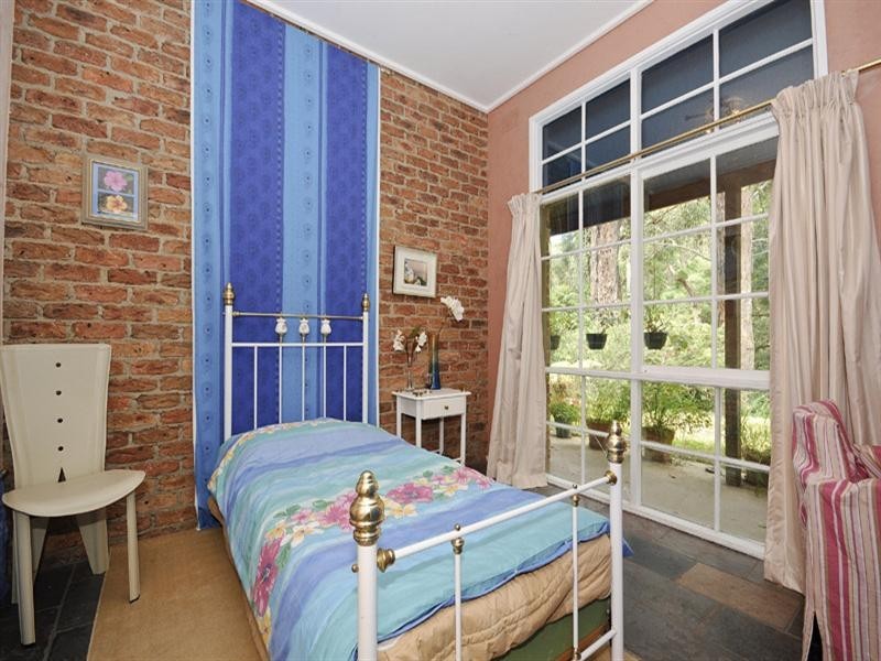 68 Stradbroke Road, Montrose VIC 3765