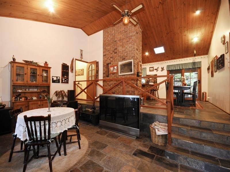 68 Stradbroke Road, Montrose VIC 3765