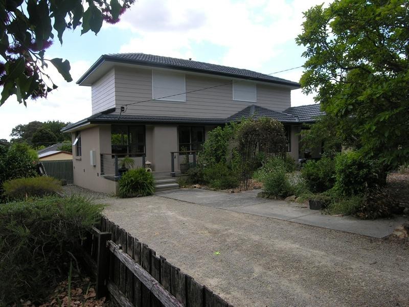75 Pembroke Road, Mooroolbark VIC 3138