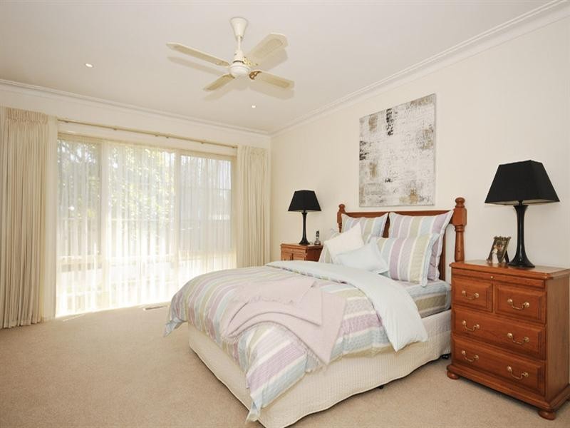 29 Woodcrest Road, Vermont VIC 3133