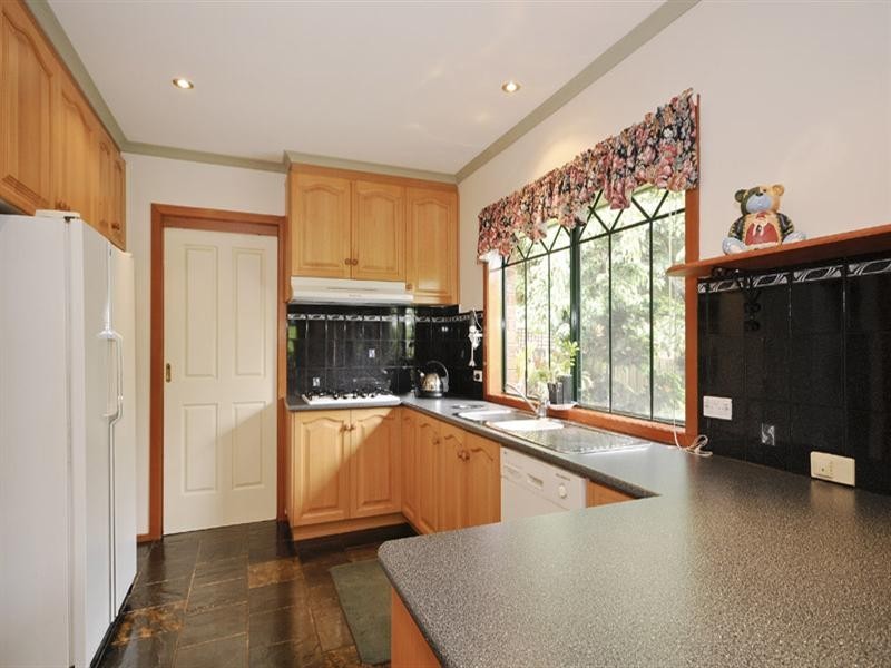 6 Waratah Court, Lilydale VIC 3140