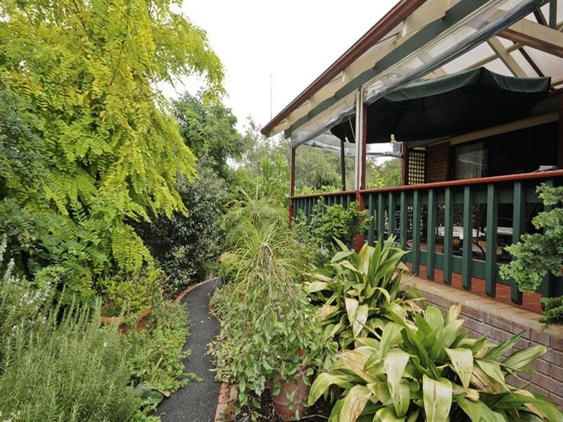 6 Waratah Court, Lilydale VIC 3140