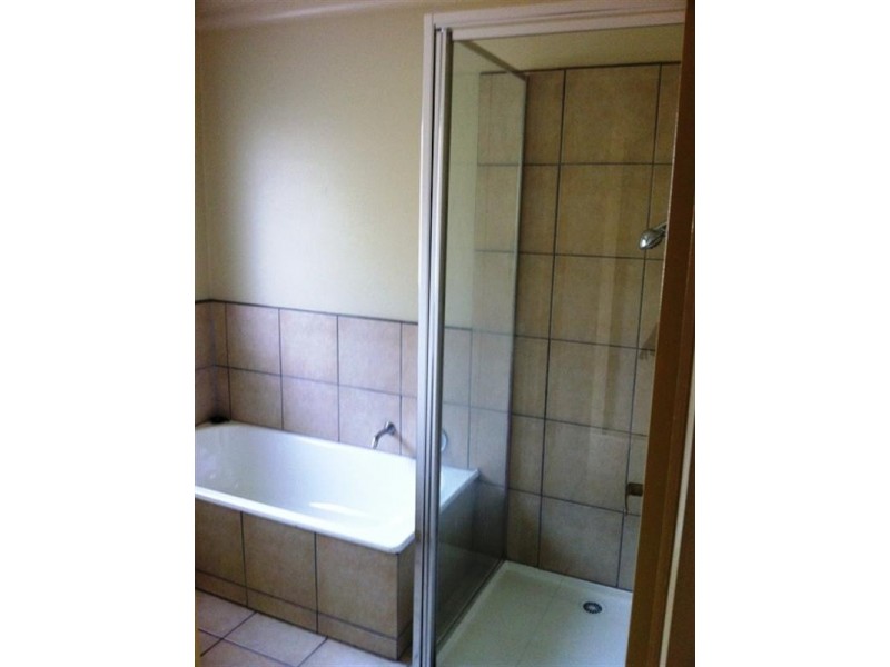 37 SUGARLOAF Drive, Chirnside Park VIC 3116