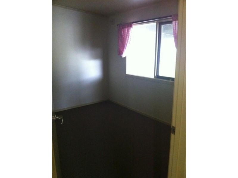 37 SUGARLOAF Drive, Chirnside Park VIC 3116