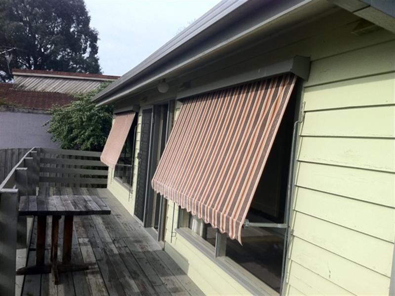 37 SUGARLOAF Drive, Chirnside Park VIC 3116