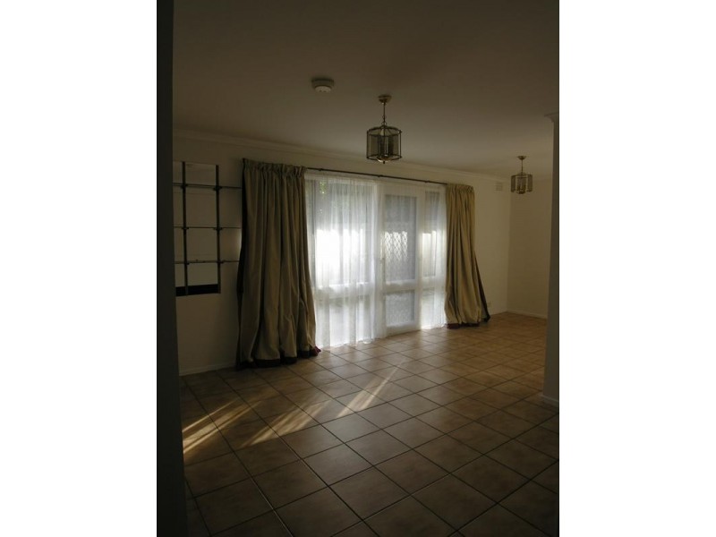 9 Alderford Drive, Wantirna South VIC 3152