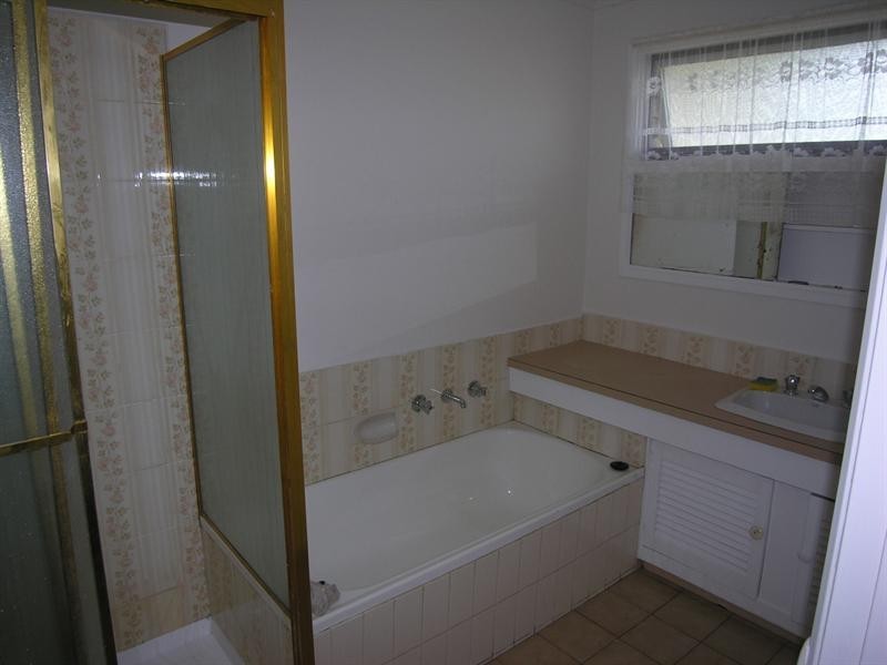 9 Alderford Drive, Wantirna South VIC 3152