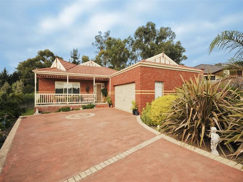 3 Pignataro Court, Wandin North VIC 3139