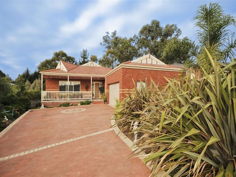 3 Pignataro Court, Wandin North VIC 3139