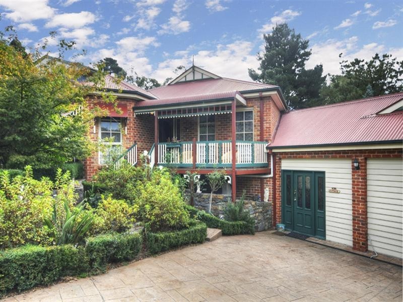 6 Winton Court, Montrose VIC 3765