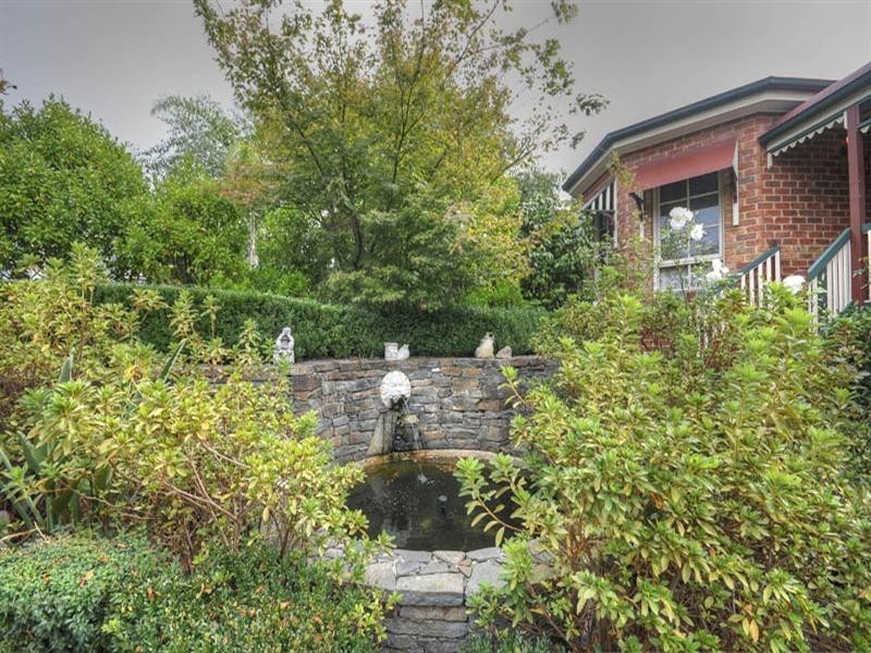 6 Winton Court, Montrose VIC 3765