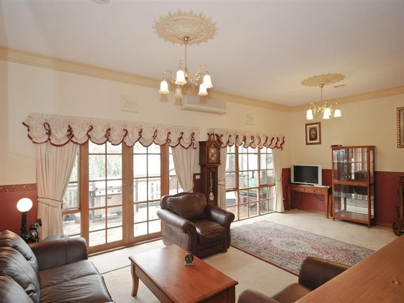 6 Winton Court, Montrose VIC 3765