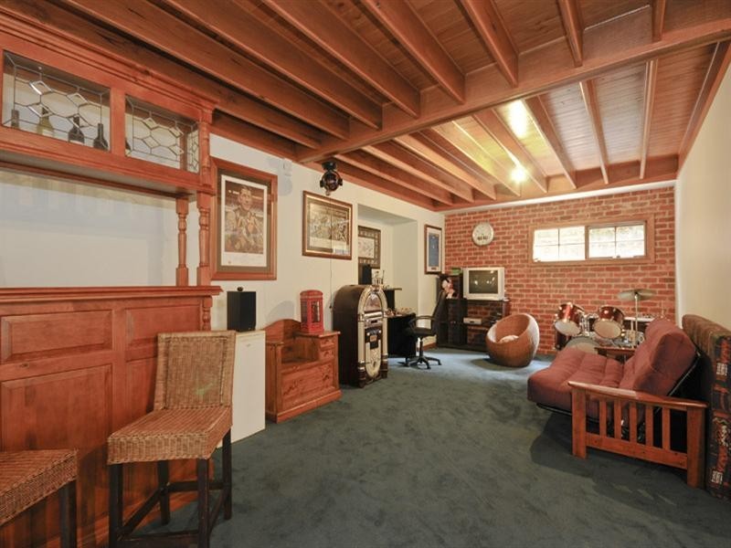 6 Winton Court, Montrose VIC 3765