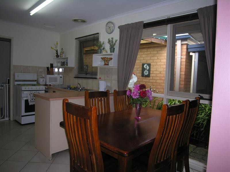 86 Cardigan Road, Mooroolbark VIC 3138