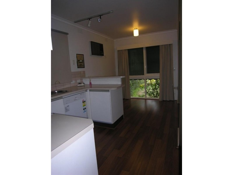 5 Bellara Drive, Mooroolbark VIC 3138