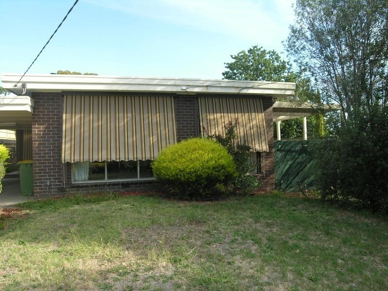 5 Bellara Drive, Mooroolbark VIC 3138