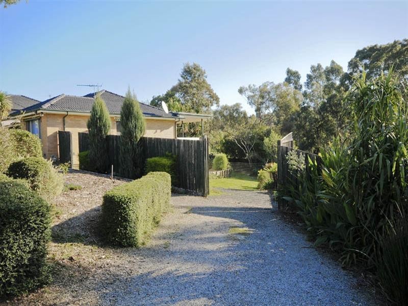 49a Greenslopes Drive, Mooroolbark VIC 3138