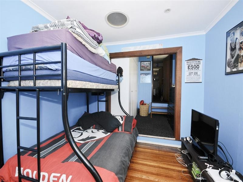 38 Esther Crescent, Mooroolbark VIC 3138