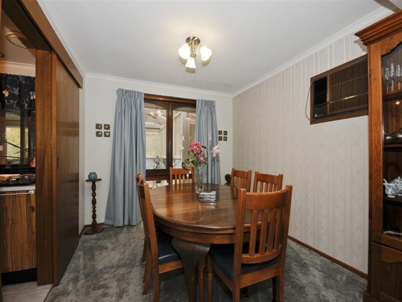 6 Brenda Court, Croydon VIC 3136