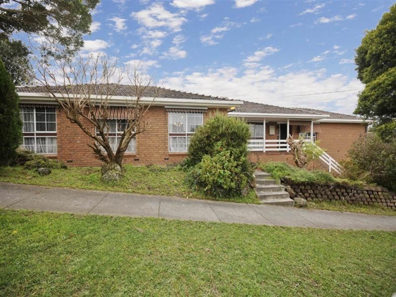 25 Winyard Drive, Mooroolbark VIC 3138
