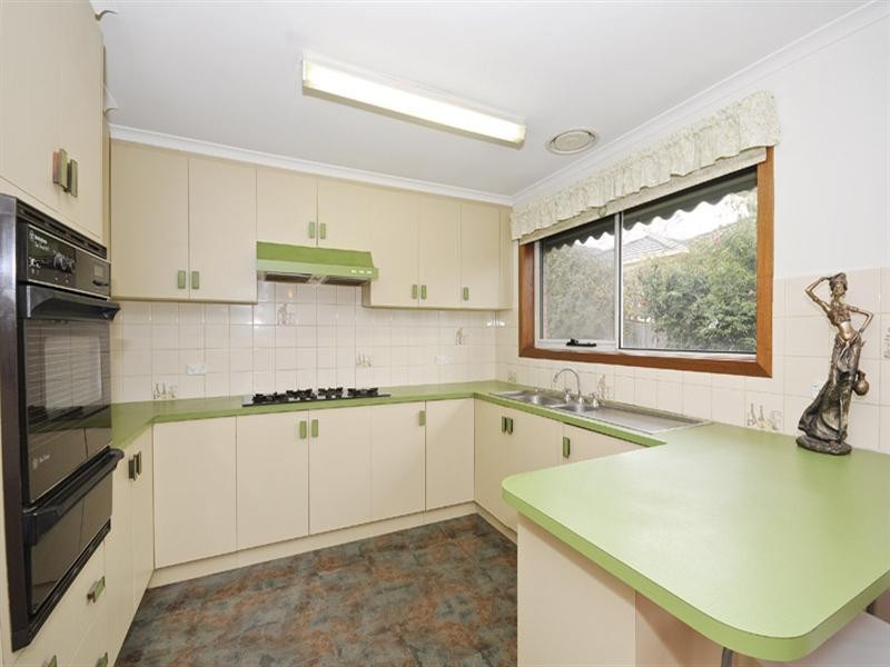 25 Winyard Drive, Mooroolbark VIC 3138